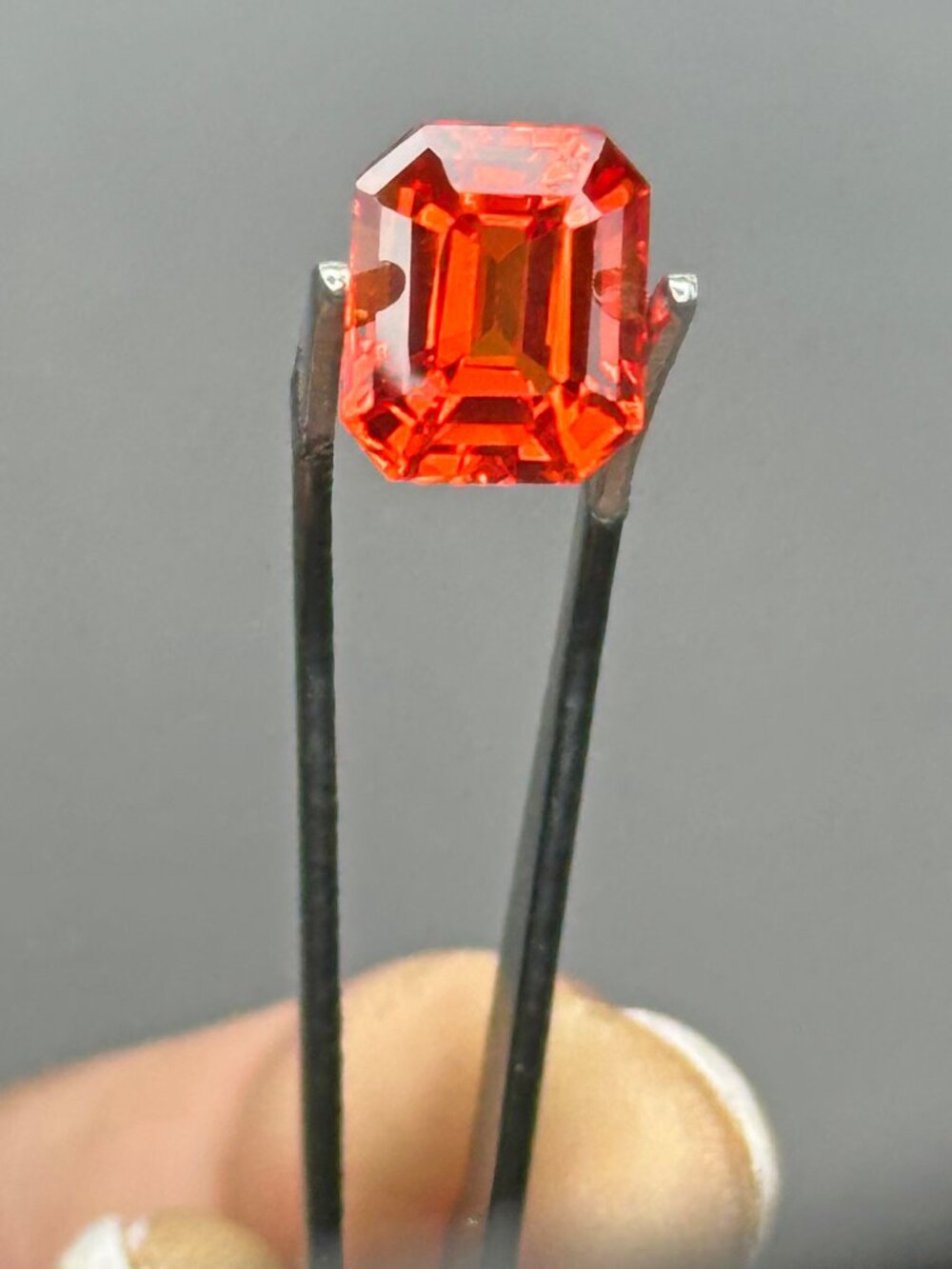 Certified Tangerine Orange Sapphire